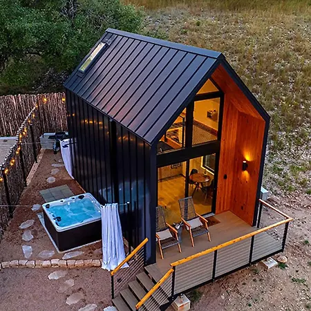The Arroyo At Meridian Hot Tub & Firepit